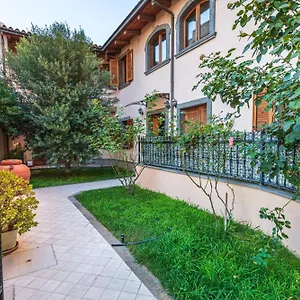 Apartamento Casa Lilla 1 E 2, Oristano