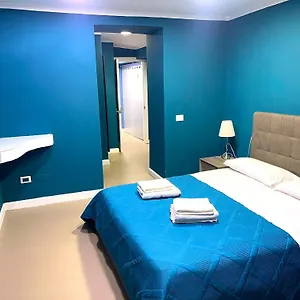bb-napoli-centro-storico.hotels-amalfi.com/